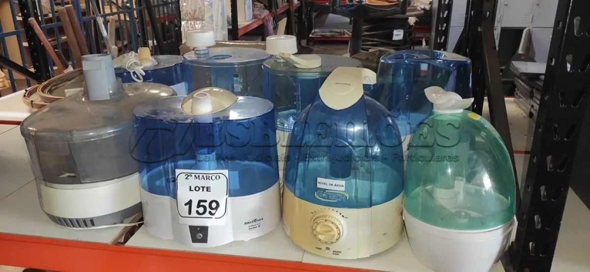 LOTE 159 - 08 UMIDIFICADORES DE MARCAS E MODELOS DIVERSOS. (NO ESTADO) ATENÇÃO! FAZER A VISITAÇÃO ANTES DE ARREMATAR, NÃO SABEMOS SE FUNCIONA, LEILÃO NÃO TEM GARANTIA E NEM DEVOLUÇÃO, SUJEITO A POSSÍVEIS AVARIAS VISÍVEIS/OCULTAS E/OU AUSÊNCIA DE COMPONENTES.