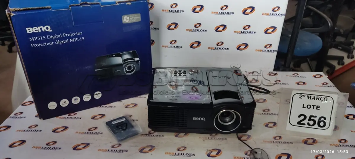 LOTE 256 - 01 PROJETOR MODELO MP515 MARCA BENQ. (NO ESTADO) ATENÇÃO! FAZER A VISITAÇÃO ANTES DE ARREMATAR, NÃO SABEMOS SE FUNCIONA, LEILÃO NÃO TEM GARANTIA E NEM DEVOLUÇÃO, SUJEITO A POSSÍVEIS AVARIAS VISÍVEIS/OCULTAS E/OU AUSÊNCIA DE COMPONENTES.