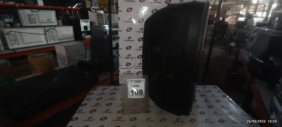 LOTE 108 - 01 CAIXA DE SOM MARCA PZ PRO ÁUDIO. (SEM USO)(NO ESTADO) ATENÇÃO! FAZER A VISITAÇÃO ANTES DE ARREMATAR, NÃO SABEMOS SE FUNCIONA. LEILÃO NÃO TEM GARANTIA E NEM DEVOLUÇÃO, SUJEITO A POSSÍVEIS AVARIAS VISÍVEIS/OCULTAS E/OU AUSÊNCIA DE COMPONENTES.