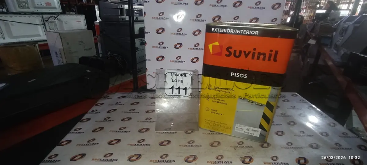 LOTE 111 - 01 LATA DE TINTA PARA PISOS DE 18L NA COR FOSCO CINZA ESCURO MARCA SUVINIL. (NO ESTADO) ATENÇÃO! FAZER A VISITAÇÃO ANTES DE ARREMATAR, NÃO SABEMOS SE FUNCIONA, LEILÃO NÃO TEM GARANTIA E NEM DEVOLUÇÃO, SUJEITO A POSSÍVEIS AVARIAS VISÍVEIS/OCULTAS E/OU AUSÊNCIA DE COMPONENTES.