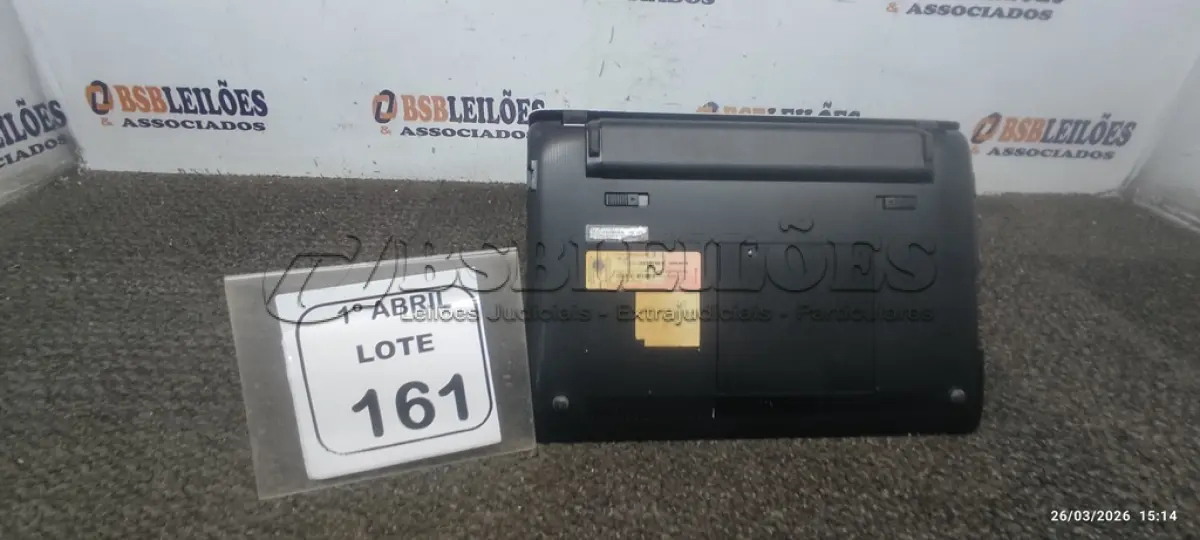 LOTE 161 - 01 NOTEBOOK MARCA ASUS. (NO ESTADO) ATENÇÃO! FAZER A VISITAÇÃO ANTES DE ARREMATAR, NÃO SABEMOS SE FUNCIONA, LEILÃO NÃO TEM GARANTIA E NEM DEVOLUÇÃO, SUJEITO A POSSÍVEIS AVARIAS VISÍVEIS/OCULTAS E/OU AUSÊNCIA DE COMPONENTES.