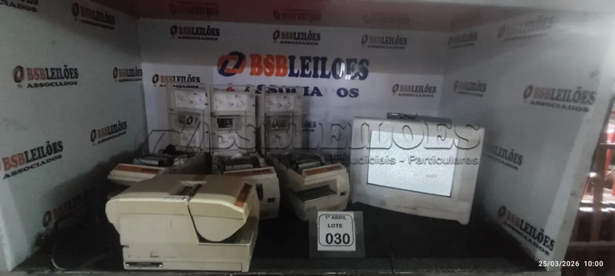 LOTE 030 - 01 TV DE TUBO MARCA LG E 04 IMPRESSORAS DE CUPOM MARCA ZANTHUS. (NO ESTADO) ATENÇÃO! FAZER A VISITAÇÃO ANTES DE ARREMATAR, NÃO SABEMOS SE FUNCIONA, LEILÃO NÃO TEM GARANTIA E NEM DEVOLUÇÃO, SUJEITO A POSSÍVEIS AVARIAS VISÍVEIS/OCULTAS E/OU AUSÊNCIA DE COMPONENTES.