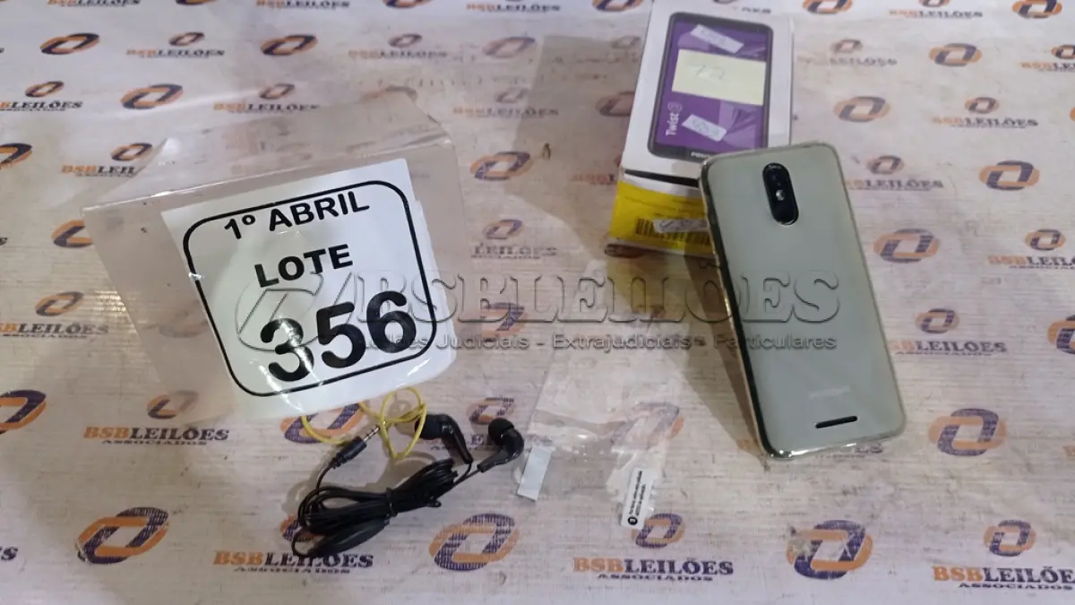 LOTE 356 - 01 SMARTFONE MODELO TWIST MARCA POSITIVO. (NO ESTADO) ATENÇÃO! FAZER A VISITAÇÃO ANTES DE ARREMATAR, NÃO SABEMOS SE FUNCIONA, LEILÃO NÃO TEM GARANTIA E NEM DEVOLUÇÃO, SUJEITO A POSSÍVEIS AVARIAS VISÍVEIS/OCULTAS E/OU AUSÊNCIA DE COMPONENTES.