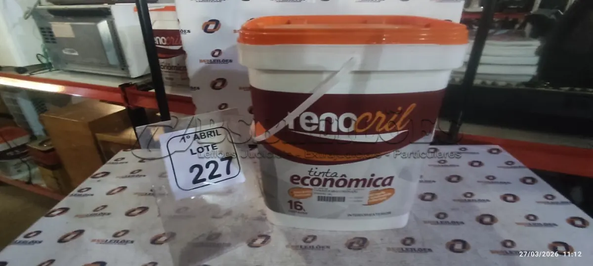 LOTE 227 - 01 BALDE DE TINTA ECONÔMICA 16L INTERIOR/EXTERIOR NA COR BRANCO NEVE MARCA RENOCRIL. (NO ESTADO) ATENÇÃO! FAZER A VISITAÇÃO ANTES DE ARREMATAR, NÃO SABEMOS SE FUNCIONA, LEILÃO NÃO TEM GARANTIA E NEM DEVOLUÇÃO, SUJEITO A POSSÍVEIS AVARIAS VISÍVEIS/OCULTAS E/OU AUSÊNCIA DE COMPONENTES.