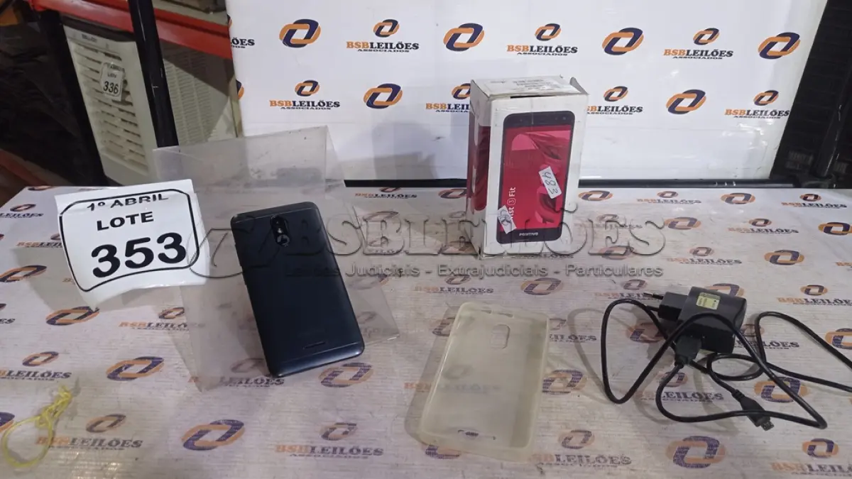 LOTE 353 - 01 SMARTFONE MODELO TWIST MARCA POSITIVO. (NO ESTADO) ATENÇÃO! FAZER A VISITAÇÃO ANTES DE ARREMATAR, NÃO SABEMOS SE FUNCIONA, LEILÃO NÃO TEM GARANTIA E NEM DEVOLUÇÃO, SUJEITO A POSSÍVEIS AVARIAS VISÍVEIS/OCULTAS E/OU AUSÊNCIA DE COMPONENTES.