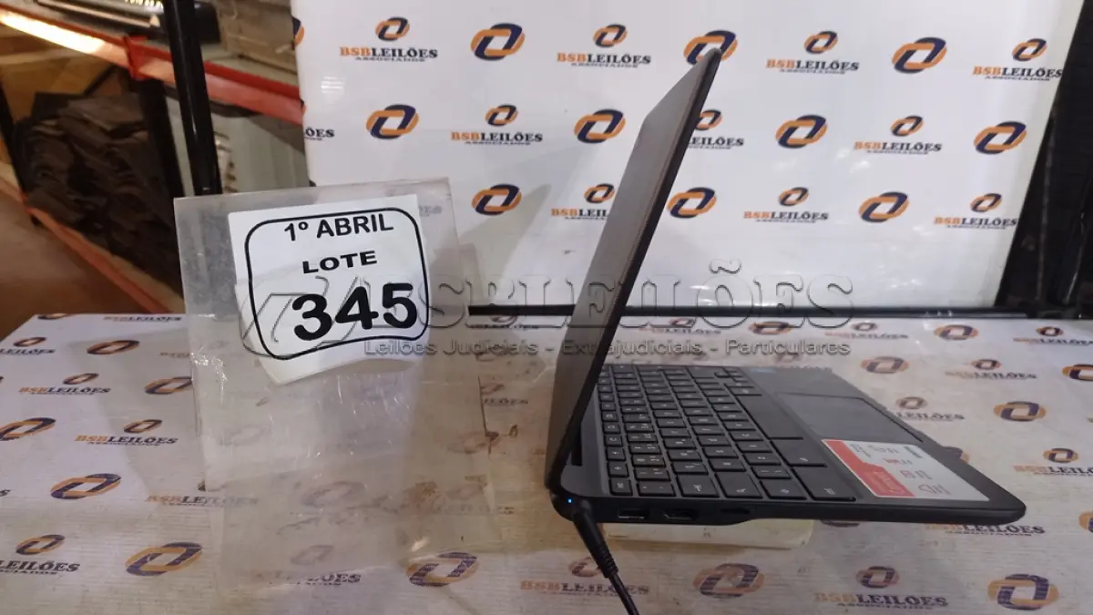LOTE 345 - 01 CHROMEBOOK 16GB MEMÓRIA 2GB LINHA CONNECT MARCA SAMSUNG COM FONTE. (NO ESTADO) ATENÇÃO! FAZER A VISITAÇÃO ANTES DE ARREMATAR, NÃO SABEMOS SE FUNCIONA, LEILÃO NÃO TEM GARANTIA E NEM DEVOLUÇÃO, SUJEITO A POSSÍVEIS AVARIAS VISÍVEIS/OCULTAS E/OU AUSÊNCIA DE COMPONENTES.