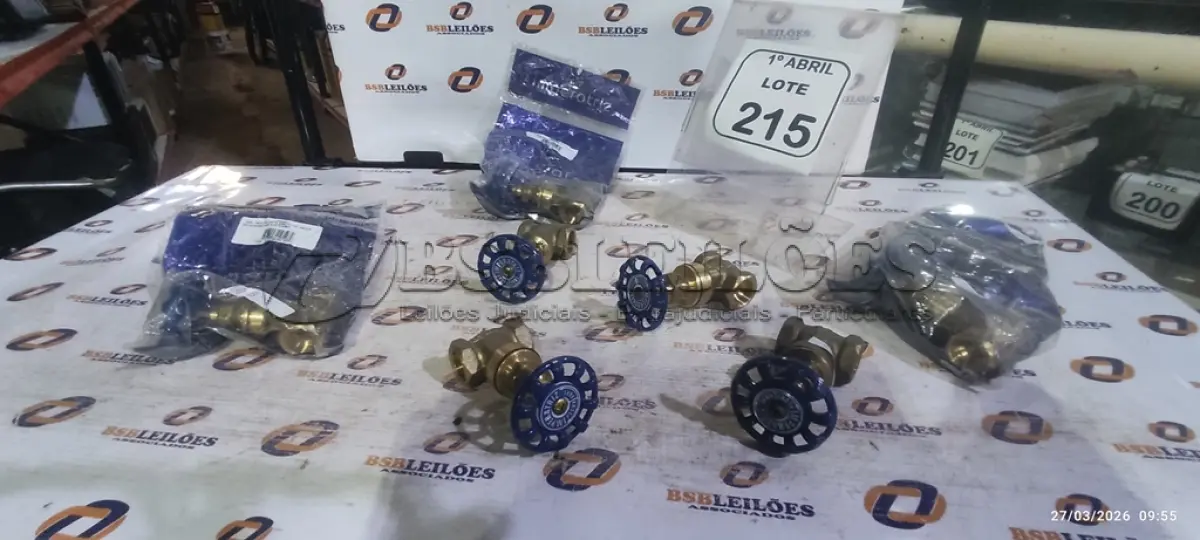 LOTE 215 - 07 REGISTROS DE GAVETA BRUTO ½’’ DN 15 PARA ÁGUA QUENTE E FRIA MARCA IMPERATRIZ. (NO ESTADO) ATENÇÃO! FAZER A VISITAÇÃO ANTES DE ARREMATAR, NÃO SABEMOS SE FUNCIONA, LEILÃO NÃO TEM GARANTIA E NEM DEVOLUÇÃO, SUJEITO A POSSÍVEIS AVARIAS VISÍVEIS/OCULTAS E/OU AUSÊNCIA DE COMPONENTES.