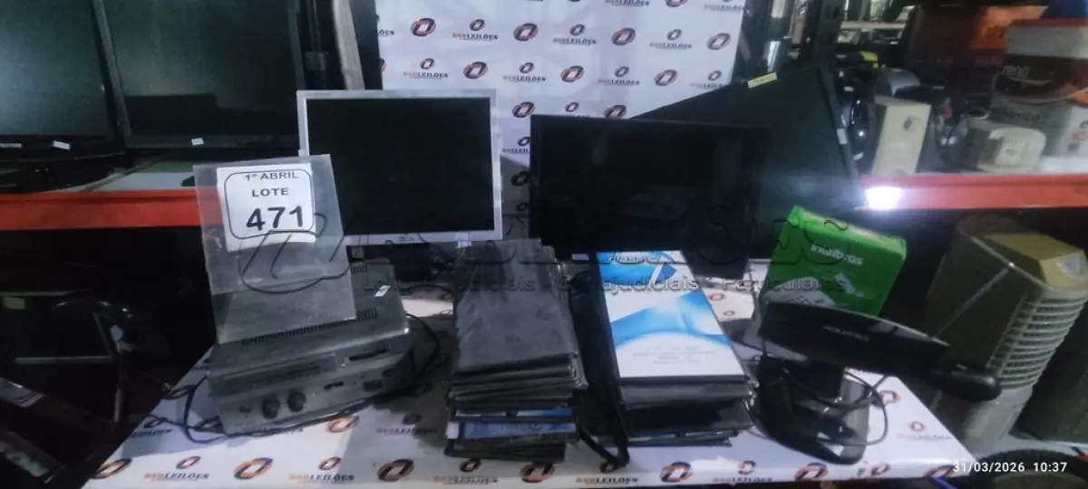 LOTE 471 - 29 CARDÁPIOS DOBRÁVEIS, 01 TELEFONE COM FIO MARCA INTELBRAS 01 RECEIVER MODELO FR 900 MARCA FRAHM 03 MONITORES DE LCD DE MARCAS E MODELOS DIVERSOS. (NO ESTADO) ATENÇÃO! FAZER A VISITAÇÃO ANTES DE ARREMATAR, NÃO SABEMOS SE FUNCIONA, LEILÃO NÃO TEM GARANTIA E NEM DEVOLUÇÃO, SUJEITO A POSSÍVEIS AVARIAS VISÍVEIS/OCULTAS E/OU AUSÊNCIA DE COMPONENTES.
