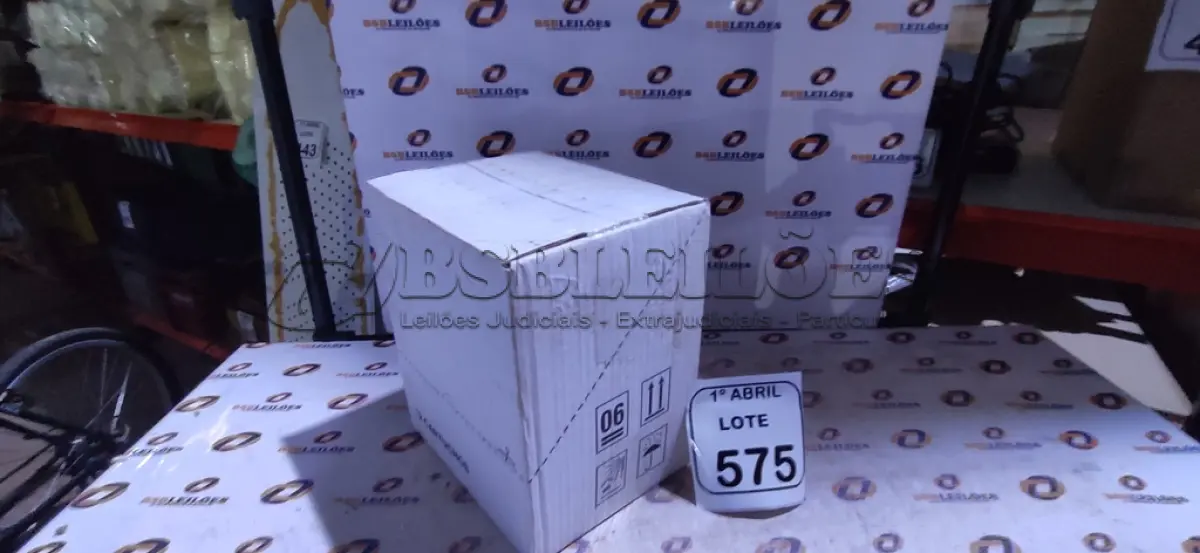 LOTE 575 - 01 CAIXA COM 12 PU 40 ADESIVO/SELANTES DE 230ML MARCA PRO. (NO ESTADO) ATENÇÃO! FAZER A VISITAÇÃO ANTES DE ARREMATAR, NÃO SABEMOS SE FUNCIONA, LEILÃO NÃO TEM GARANTIA E NEM DEVOLUÇÃO, SUJEITO A POSSÍVEIS AVARIAS VISÍVEIS/OCULTAS E/OU AUSÊNCIA DE COMPONENTES.