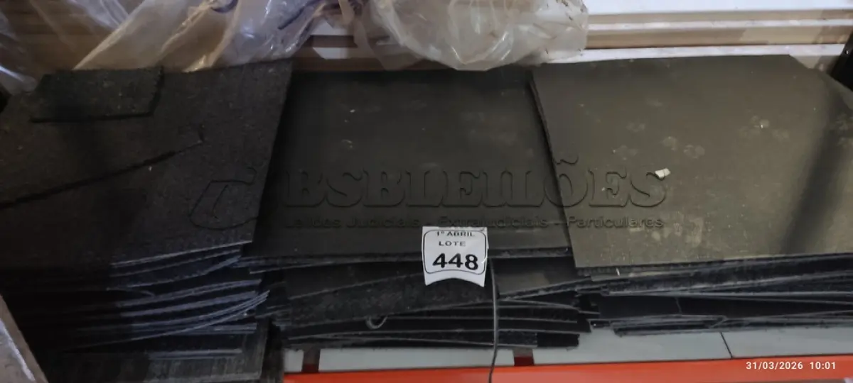 LOTE 448 - 01 LOTE COM GRANDE QUANTIDADE DE TAPETES EMBORRACHADOS. (NO ESTADO) ATENÇÃO! FAZER A VISITAÇÃO ANTES DE ARREMATAR, NÃO SABEMOS SE FUNCIONA, LEILÃO NÃO TEM GARANTIA E NEM DEVOLUÇÃO, SUJEITO A POSSÍVEIS AVARIAS VISÍVEIS/OCULTAS E/OU AUSÊNCIA DE COMPONENTES.