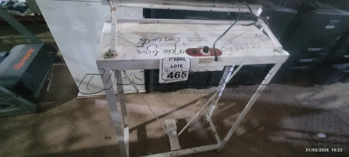 LOTE 465 - 01 SELADORA TÉRMICA COM PEDAL. (NO ESTADO) ATENÇÃO! FAZER A VISITAÇÃO ANTES DE ARREMATAR, NÃO SABEMOS SE FUNCIONA, LEILÃO NÃO TEM GARANTIA E NEM DEVOLUÇÃO, SUJEITO A POSSÍVEIS AVARIAS VISÍVEIS/OCULTAS E/OU AUSÊNCIA DE COMPONENTES.