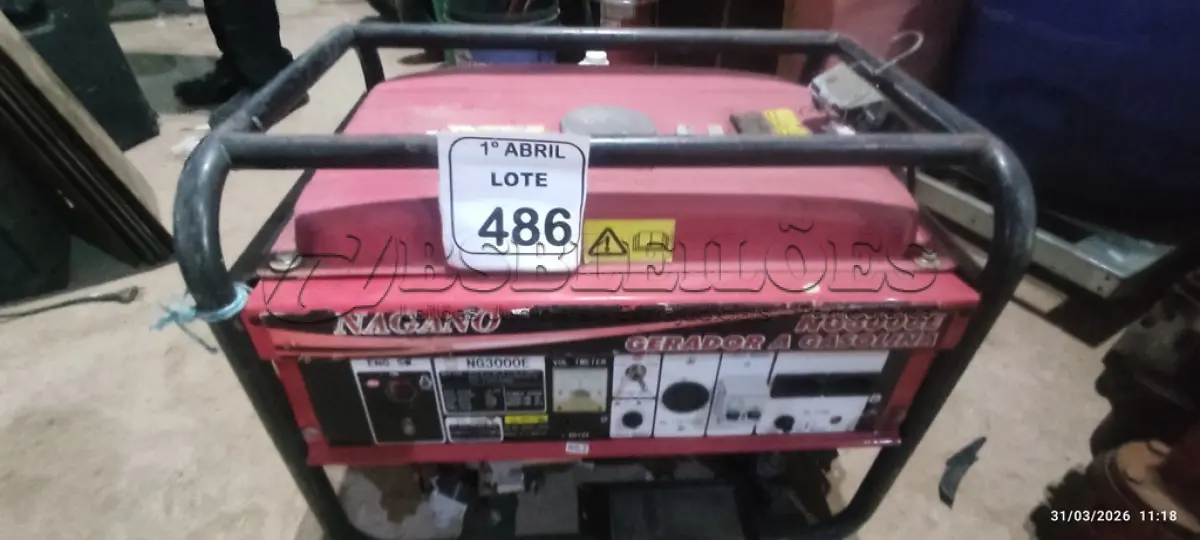 LOTE 486 - 01 GERADOR DE ENERGIA MODELO NG3000E DE 3,5 KVA. (NO ESTADO) ATENÇÃO! FAZER A VISITAÇÃO ANTES DE ARREMATAR, NÃO SABEMOS SE FUNCIONA, LEILÃO NÃO TEM GARANTIA E NEM DEVOLUÇÃO, SUJEITO A POSSÍVEIS AVARIAS VISÍVEIS/OCULTAS E/OU AUSÊNCIA DE COMPONENTES.