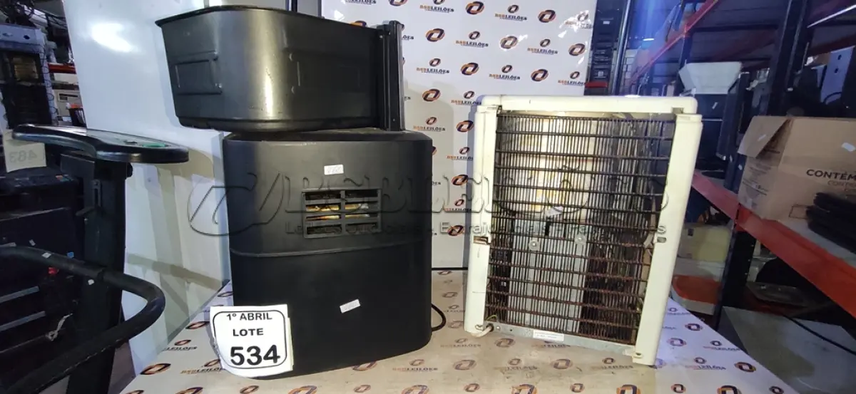 LOTE 534 - 01 PURIFICADOR DE ÁGUA MARCA IBBL 01 AIRFRYER MARCA ELGIN (NO ESTADO) ATENÇÃO! FAZER A VISITAÇÃO ANTES DE ARREMATAR, NÃO SABEMOS SE FUNCIONA, LEILÃO NÃO TEM GARANTIA E NEM DEVOLUÇÃO, SUJEITO A POSSÍVEIS AVARIAS VISÍVEIS/OCULTAS E/OU AUSÊNCIA DE COMPONENTES.