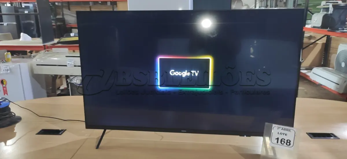 LOTE 168 - 01 TV SMART PHILIPS 50” 4K UHD LED GOOGLE TV MODELO :50PUG7408/78 BIVOLTS. (NO ESTADO) ATENÇÃO! FAZER A VISITAÇÃO ANTES DE ARREMATAR, NÃO SABEMOS SE FUNCIONA, LEILÃO NÃO TEM GARANTIA E NEM DEVOLUÇÃO, SUJEITO A POSSÍVEIS AVARIAS VISÍVEIS/OCULTAS E/OU AUSÊNCIA DE COMPONENTES.