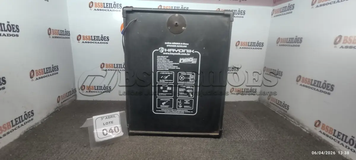 LOTE 040 - 01 CAIXA DE SOM AMPLIFICADORA MARCA HAYONIK (NO ESTADO) ATENÇÃO! FAZER A VISITAÇÃO ANTES DE ARREMATAR, NÃO SABEMOS SE FUNCIONA, LEILÃO NÃO TEM GARANTIA E NEM DEVOLUÇÃO, SUJEITO A POSSÍVEIS AVARIAS VISÍVEIS/OCULTAS E/OU AUSÊNCIA DE COMPONENTES.