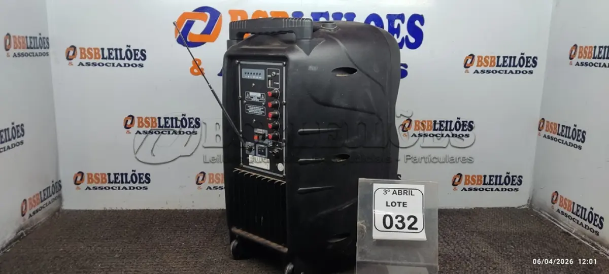 LOTE 032 - 01 CAIXA AMPLIFICADORA MODELO SV200 MARCA MULTILASER. (NO ESTADO) ATENÇÃO! FAZER A VISITAÇÃO ANTES DE ARREMATAR, NÃO SABEMOS SE FUNCIONA, LEILÃO NÃO TEM GARANTIA E NEM DEVOLUÇÃO, SUJEITO A POSSÍVEIS AVARIAS VISÍVEIS/OCULTAS E/OU AUSÊNCIA DE COMPONENTES.