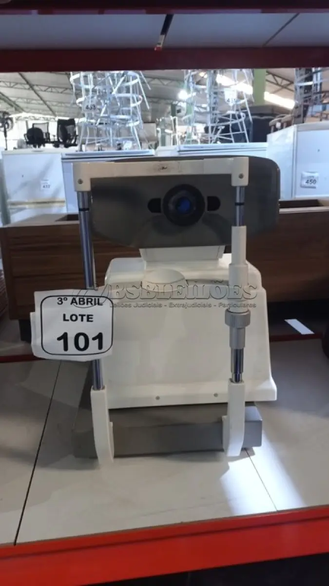 LOTE 101 - 01 AUTO REFRATOR MODELO GRK-1 MARCA GRAND SEIKO. (NO ESTADO) ATENÇÃO! FAZER A VISITAÇÃO ANTES DE ARREMATAR, NÃO SABEMOS SE FUNCIONA, LEILÃO NÃO TEM GARANTIA E NEM DEVOLUÇÃO, SUJEITO A POSSÍVEIS AVARIAS VISÍVEIS/OCULTAS E/OU AUSÊNCIA DE COMPONENTES.