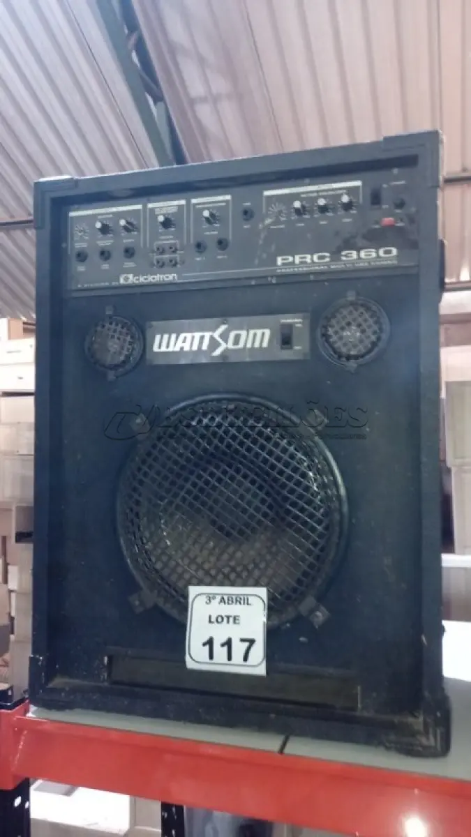 LOTE 117 - 01 CAIXA DE SOM AMPLIFICADORA MODELO PRC 360 CICLOTRON. (NO ESTADO) ATENÇÃO! FAZER A VISITAÇÃO ANTES DE ARREMATAR, NÃO SABEMOS SE FUNCIONA, LEILÃO NÃO TEM GARANTIA E NEM DEVOLUÇÃO, SUJEITO A POSSÍVEIS AVARIAS VISÍVEIS/OCULTAS E/OU AUSÊNCIA DE COMPONENTES.
