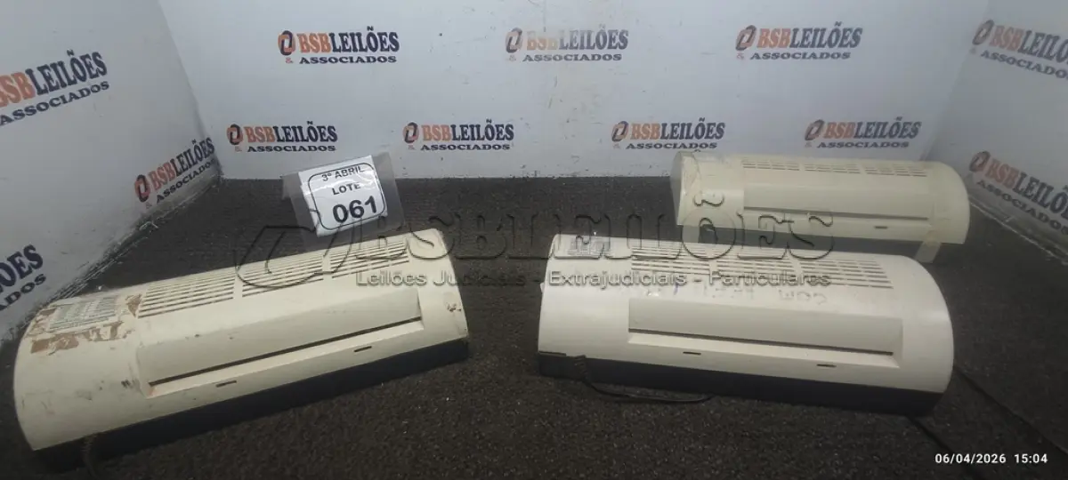 LOTE 061 - 03 PLASTIFICADORAS MODELO A4-2401 E 02 CAIXAS DE SOM AMBIENTE MARCA ONEAL. (NO ESTADO) ATENÇÃO! FAZER A VISITAÇÃO ANTES DE ARREMATAR, NÃO SABEMOS SE FUNCIONA, LEILÃO NÃO TEM GARANTIA E NEM DEVOLUÇÃO, SUJEITO A POSSÍVEIS AVARIAS VISÍVEIS/OCULTAS E/OU AUSÊNCIA DE COMPONENTES.