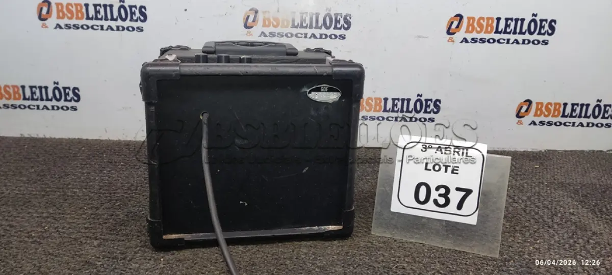 LOTE 037 - 01 MINI AMPLIFICADOR MODELO AIRON80 MARCA HAYONIK. (NO ESTADO) ATENÇÃO! FAZER A VISITAÇÃO ANTES DE ARREMATAR, NÃO SABEMOS SE FUNCIONA, LEILÃO NÃO TEM GARANTIA E NEM DEVOLUÇÃO, SUJEITO A POSSÍVEIS AVARIAS VISÍVEIS/OCULTAS E/OU AUSÊNCIA DE COMPONENTES.