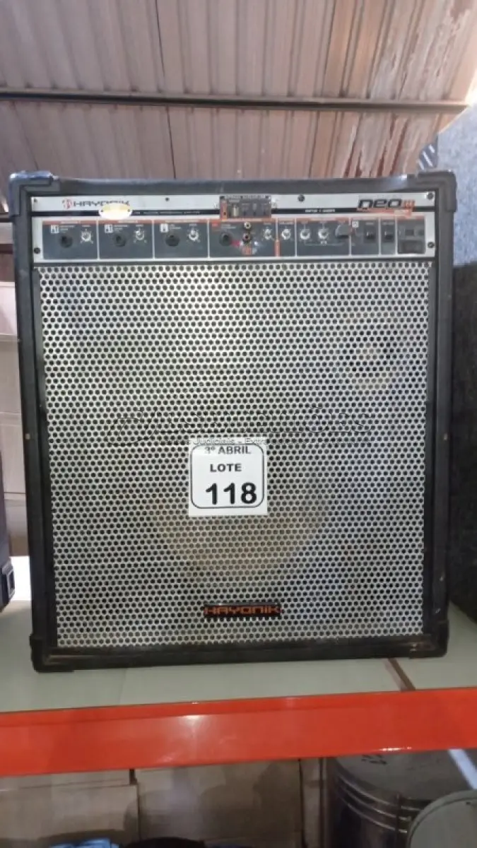 LOTE 118 - 01 CAIXA DE SOM AMPLIFICADORA MARCA HAYONIK MODELO PRC 360 CICLOTRON. (NO ESTADO) ATENÇÃO! FAZER A VISITAÇÃO ANTES DE ARREMATAR, NÃO SABEMOS SE FUNCIONA, LEILÃO NÃO TEM GARANTIA E NEM DEVOLUÇÃO, SUJEITO A POSSÍVEIS AVARIAS VISÍVEIS/OCULTAS E/OU AUSÊNCIA DE COMPONENTES.