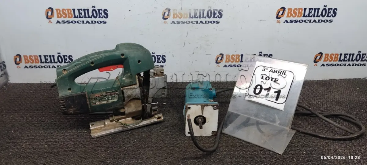 LOTE 011 - 01 SERRA TICO-TICO MARCA DWT E 01 PEÇA DE MÁQUINA TUPIA DA MARCA MAKITA. (NO ESTADO) ATENÇÃO! FAZER A VISITAÇÃO ANTES DE ARREMATAR, NÃO SABEMOS SE FUNCIONA, LEILÃO NÃO TEM GARANTIA E NEM DEVOLUÇÃO, SUJEITO A POSSÍVEIS AVARIAS VISÍVEIS/OCULTAS E/OU AUSÊNCIA DE COMPONENTES.