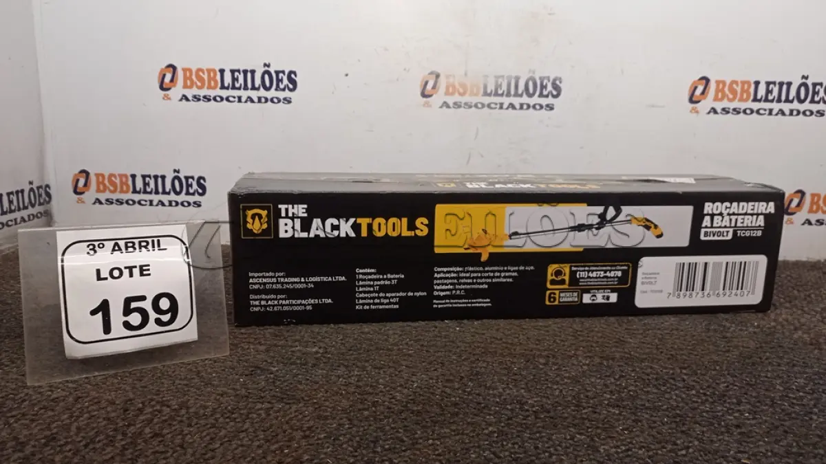 LOTE 159 - 01 ROÇADEIRA A BATERIA BI-VOLT MODELO TCG12B MARCA BLACK TOOLS. (NO ESTADO) ATENÇÃO! FAZER A VISITAÇÃO ANTES DE ARREMATAR, NÃO SABEMOS SE FUNCIONA, LEILÃO NÃO TEM GARANTIA E NEM DEVOLUÇÃO, SUJEITO A POSSÍVEIS AVARIAS VISÍVEIS/OCULTAS E/OU AUSÊNCIA DE COMPONENTES.