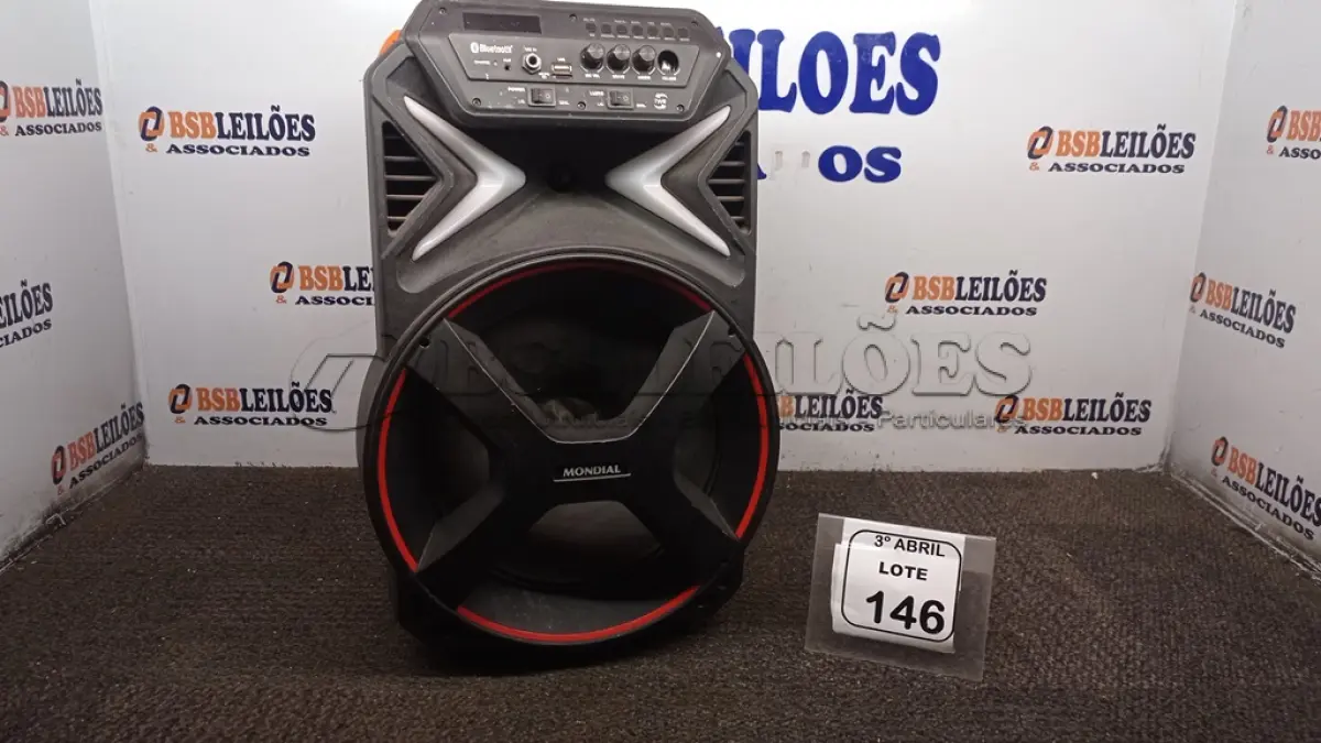 LOTE 146 - 01 CAIXA DE SOM AMPLIFICADORA PORTATIL MARCA MONDIAL. (NO ESTADO) ATENÇÃO! FAZER A VISITAÇÃO ANTES DE ARREMATAR, NÃO SABEMOS SE FUNCIONA, LEILÃO NÃO TEM GARANTIA E NEM DEVOLUÇÃO, SUJEITO A POSSÍVEIS AVARIAS VISÍVEIS/OCULTAS E/OU AUSÊNCIA DE COMPONENTES.