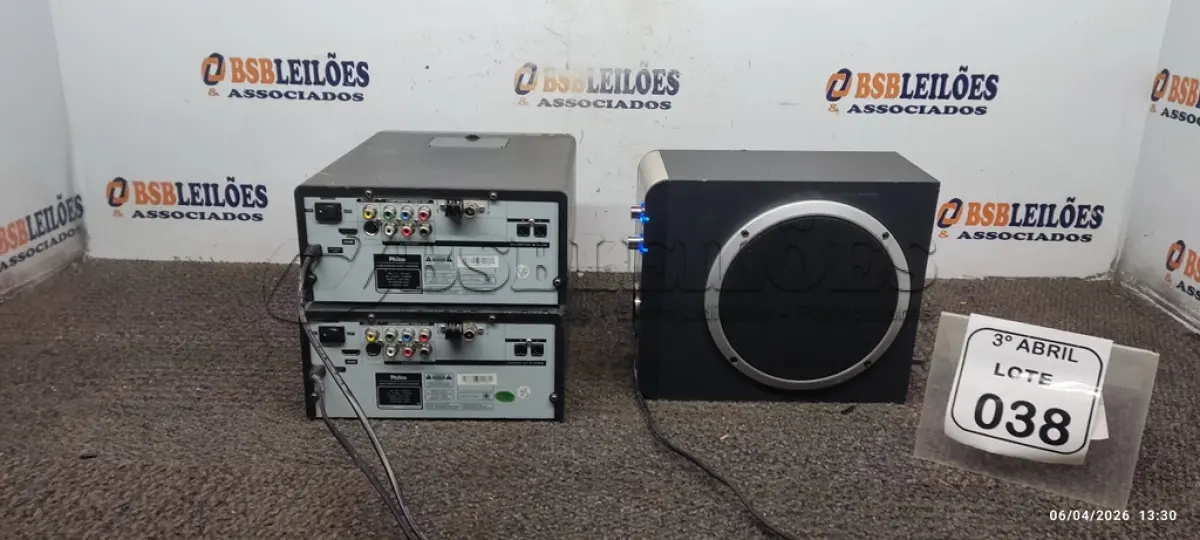 LOTE 038 - 01 CAIXA SUBWOOFER MARCA CLONE E 02 MICROS SYSTEMS MODELO PH675 PHICOL. (NO ESTADO) ATENÇÃO! FAZER A VISITAÇÃO ANTES DE ARREMATAR, NÃO SABEMOS SE FUNCIONA, LEILÃO NÃO TEM GARANTIA E NEM DEVOLUÇÃO, SUJEITO A POSSÍVEIS AVARIAS VISÍVEIS/OCULTAS E/OU AUSÊNCIA DE COMPONENTES.