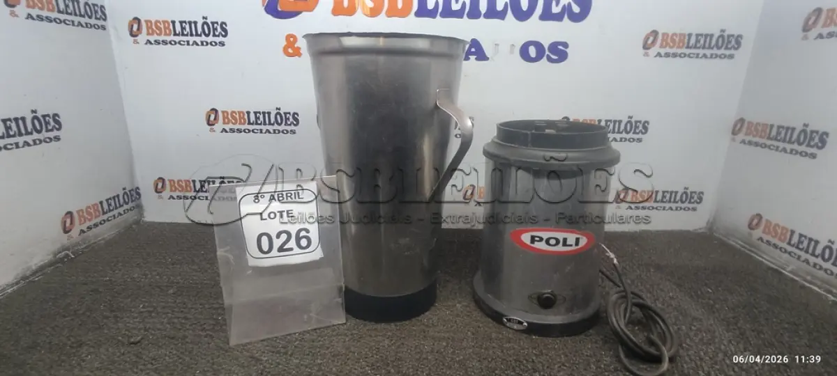 LOTE 026 - 01 LIQUIDIFICADOR INDUSTRIAL BI-VOLT MARCA POLI. (NO ESTADO) ATENÇÃO! FAZER A VISITAÇÃO ANTES DE ARREMATAR, NÃO SABEMOS SE FUNCIONA, LEILÃO NÃO TEM GARANTIA E NEM DEVOLUÇÃO, SUJEITO A POSSÍVEIS AVARIAS VISÍVEIS/OCULTAS E/OU AUSÊNCIA DE COMPONENTES.
