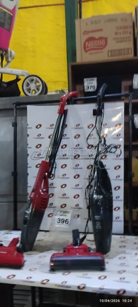LOTE 396 - 02 ASPIRADORES DE PÓ 220V MARCA PHILCO. (NO ESTADO) ATENÇÃO! FAZER A VISITAÇÃO ANTES DE ARREMATAR, NÃO SABEMOS SE FUNCIONA, LEILÃO NÃO TEM GARANTIA E NEM DEVOLUÇÃO, SUJEITO A POSSÍVEIS AVARIAS VISÍVEIS/OCULTAS E/OU AUSÊNCIA DE COMPONENTES.