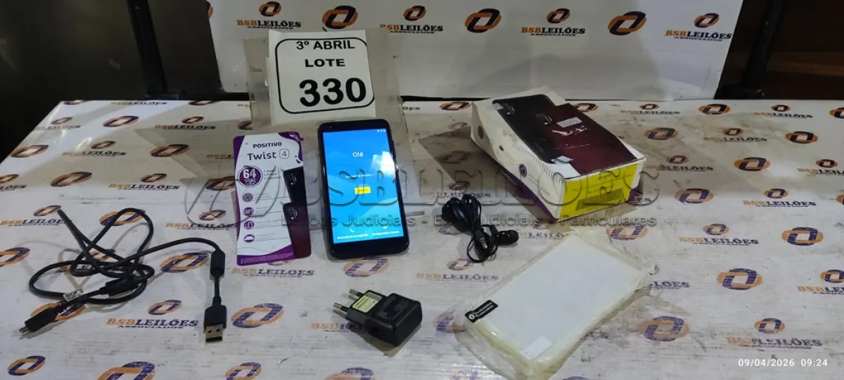 LOTE 330 - 01 SMARTPHONE COM CARREGADOR MODELO TWIST MARCA POSITIVO. (NO ESTADO) ATENÇÃO! FAZER A VISITAÇÃO ANTES DE ARREMATAR, NÃO SABEMOS SE FUNCIONA, LEILÃO NÃO TEM GARANTIA E NEM DEVOLUÇÃO, SUJEITO A POSSÍVEIS AVARIAS VISÍVEIS/OCULTAS E/OU AUSÊNCIA DE COMPONENTES.