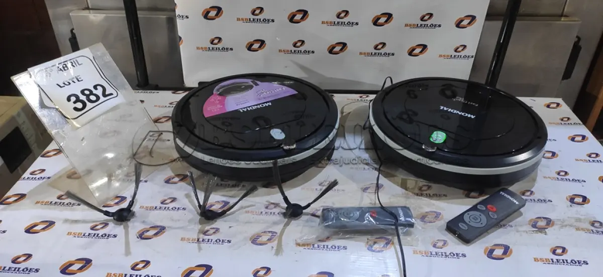 LOTE 382 - 03 ASPIRADORES ROBÔ MARCA MONDIAL. (NO ESTADO) ATENÇÃO! FAZER A VISITAÇÃO ANTES DE ARREMATAR, NÃO SABEMOS SE FUNCIONA, LEILÃO NÃO TEM GARANTIA E NEM DEVOLUÇÃO, SUJEITO A POSSÍVEIS AVARIAS VISÍVEIS/OCULTAS E/OU AUSÊNCIA DE COMPONENTES.