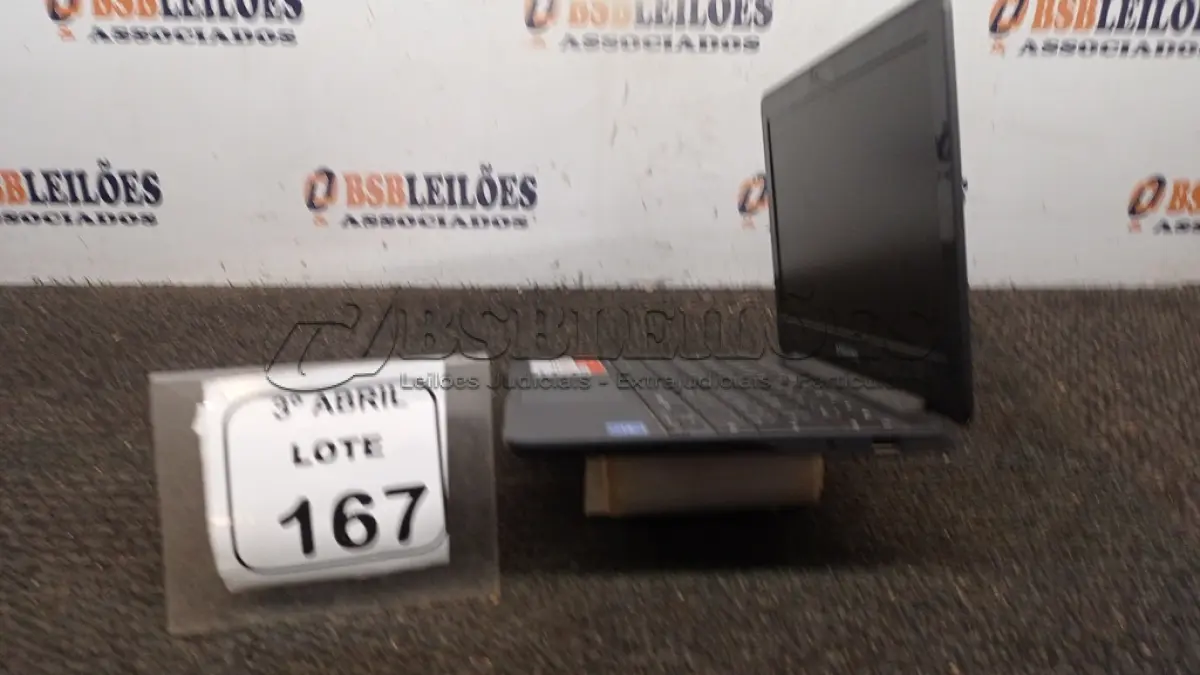LOTE 167 - 01 CHROMEBOOK 16GB E.MMC MEMORIA 2GB LINHA CONNECT MARCA SAMSUNG SEM FONTE. (NO ESTADO) ATENÇÃO! FAZER A VISITAÇÃO ANTES DE ARREMATAR, NÃO SABEMOS SE FUNCIONA, LEILÃO NÃO TEM GARANTIA E NEM DEVOLUÇÃO, SUJEITO A POSSÍVEIS AVARIAS VISÍVEIS/OCULTAS E/OU AUSÊNCIA DE COMPONENTES.