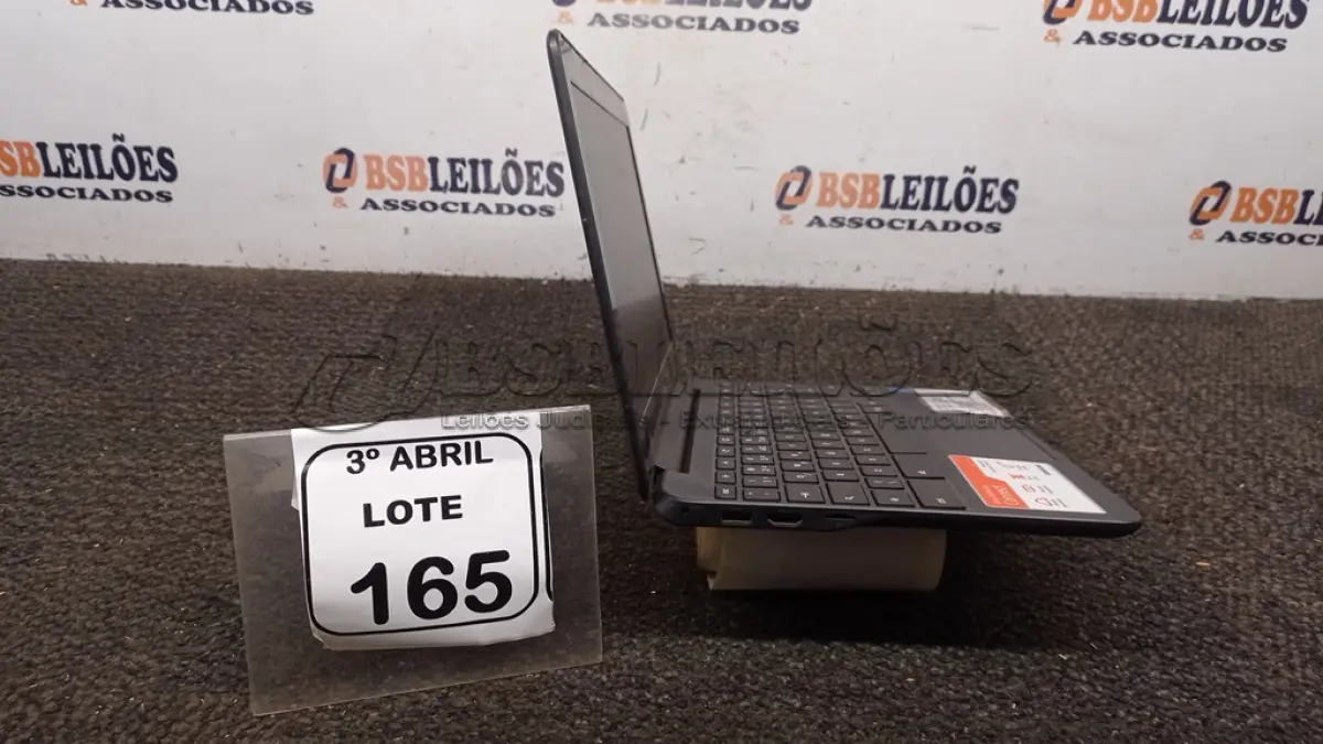 LOTE 165 - 01 CHROMEBOOK 16GB E.MMC MEMORIA 2GB LINHA CONNECT MARCA SAMSUNG SEM FONTE. (NO ESTADO) ATENÇÃO! FAZER A VISITAÇÃO ANTES DE ARREMATAR, NÃO SABEMOS SE FUNCIONA, LEILÃO NÃO TEM GARANTIA E NEM DEVOLUÇÃO, SUJEITO A POSSÍVEIS AVARIAS VISÍVEIS/OCULTAS E/OU AUSÊNCIA DE COMPONENTES.