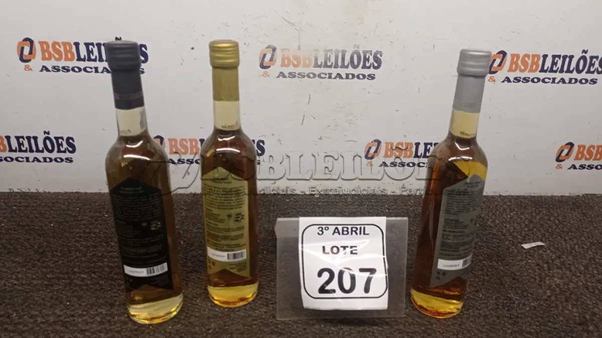 LOTE 207 - 03 GARRAFAS DE HIDROMEL 500 ML CADA SABORES DIVERSOS MARCA PHILP MEAD. (NO ESTADO) ATENÇÃO! FAZER A VISITAÇÃO ANTES DE ARREMATAR, NÃO SABEMOS SE FUNCIONA, LEILÃO NÃO TEM GARANTIA E NEM DEVOLUÇÃO, SUJEITO A POSSÍVEIS AVARIAS VISÍVEIS/OCULTAS E/OU AUSÊNCIA DE COMPONENTES.