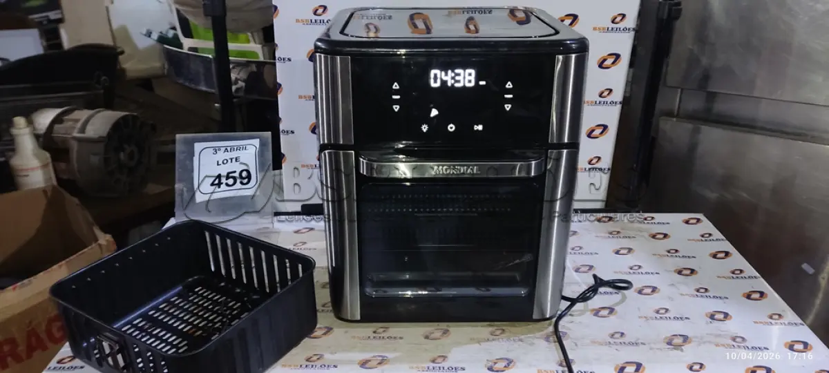 LOTE 459 - 01 AIR FYER ESTILO FORNO MARCA MONDIAL. (NO ESTADO) ATENÇÃO! FAZER A VISITAÇÃO ANTES DE ARREMATAR, NÃO SABEMOS SE FUNCIONA, LEILÃO NÃO TEM GARANTIA E NEM DEVOLUÇÃO, SUJEITO A POSSÍVEIS AVARIAS VISÍVEIS/OCULTAS E/OU AUSÊNCIA DE COMPONENTES.