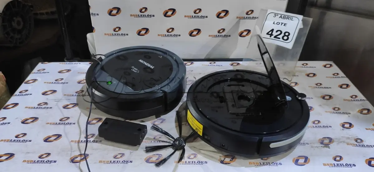 LOTE 428 - 02 ASPIRADORES ROBÔS MARCA MONDIAL. (NO ESTADO) ATENÇÃO! FAZER A VISITAÇÃO ANTES DE ARREMATAR, NÃO SABEMOS SE FUNCIONA, LEILÃO NÃO TEM GARANTIA E NEM DEVOLUÇÃO, SUJEITO A POSSÍVEIS AVARIAS VISÍVEIS/OCULTAS E/OU AUSÊNCIA DE COMPONENTES.