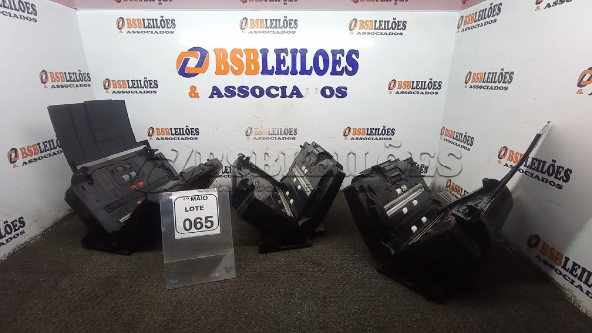 LOTE 065 - 03 SCANNERS MODELOS DIVERSOS MARCA KODAK. (NO ESTADO) ATENÇÃO! FAZER A VISITAÇÃO ANTES DE ARREMATAR, NÃO SABEMOS SE FUNCIONA, LEILÃO NÃO TEM GARANTIA E NEM DEVOLUÇÃO, SUJEITO A POSSÍVEIS AVARIAS VISÍVEIS/OCULTAS E/OU AUSÊNCIA DE COMPONENTES.