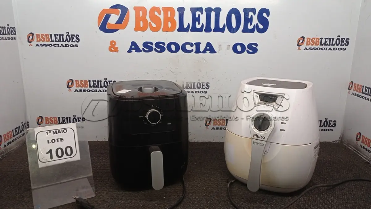LOTE 100 - 02 AIR FRYERS 220V MARCAS FAMA E PHILCO. (NO ESTADO) ATENÇÃO! FAZER A VISITAÇÃO ANTES DE ARREMATAR, NÃO SABEMOS SE FUNCIONA, LEILÃO NÃO TEM GARANTIA E NEM DEVOLUÇÃO, SUJEITO A POSSÍVEIS AVARIAS VISÍVEIS/OCULTAS E/OU AUSÊNCIA DE COMPONENTES.