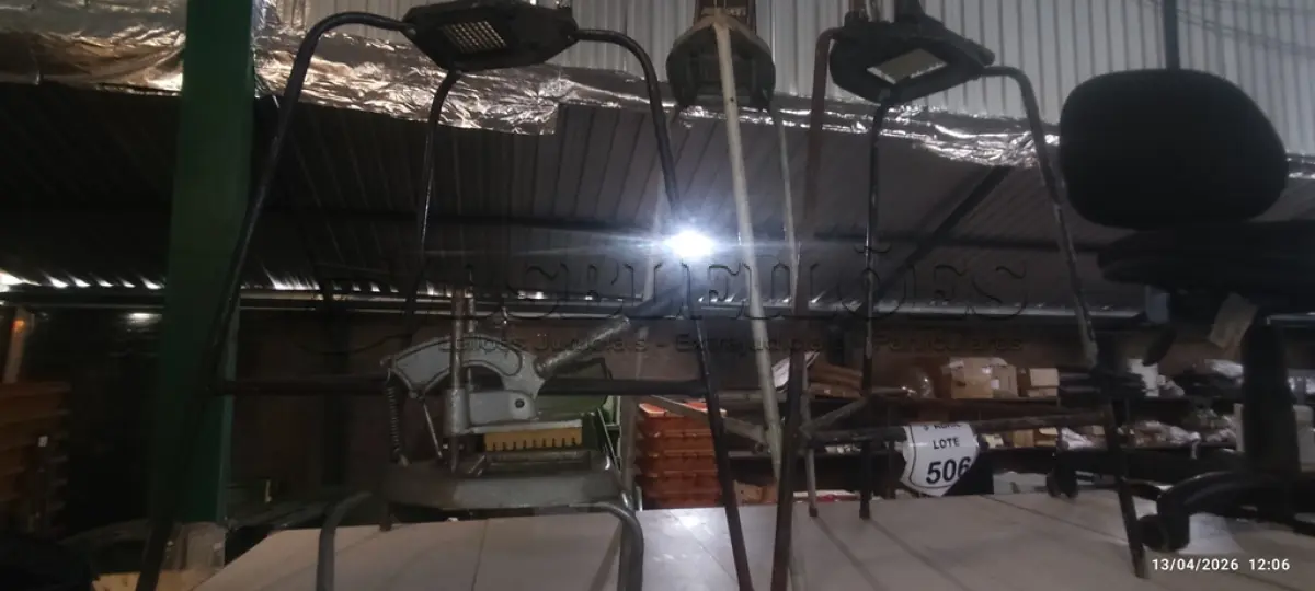 LOTE 506 - 04 CORTADORES DE LEGUMES MANUAL. (NO ESTADO) ATENÇÃO! FAZER A VISITAÇÃO ANTES DE ARREMATAR, NÃO SABEMOS SE FUNCIONA, LEILÃO NÃO TEM GARANTIA E NEM DEVOLUÇÃO, SUJEITO A POSSÍVEIS AVARIAS VISÍVEIS/OCULTAS E/OU AUSÊNCIA DE COMPONENTES.