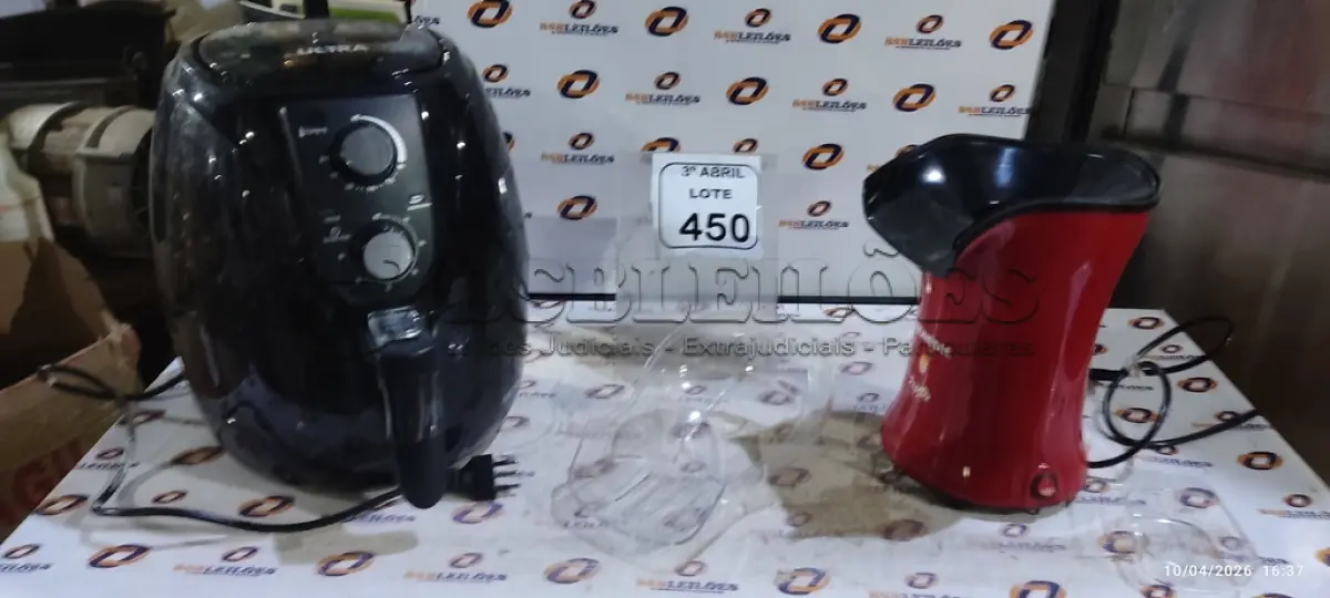 LOTE 450 - 01 AIR FRAYER MARCA MONDIAL E 01 PIPOQUEIRA MARCA MONDIAL. (NO ESTADO) ATENÇÃO! FAZER A VISITAÇÃO ANTES DE ARREMATAR, NÃO SABEMOS SE FUNCIONA, LEILÃO NÃO TEM GARANTIA E NEM DEVOLUÇÃO, SUJEITO A POSSÍVEIS AVARIAS VISÍVEIS/OCULTAS E/OU AUSÊNCIA DE COMPONENTES.