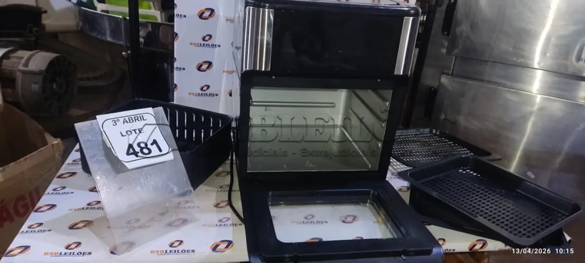 LOTE 481 - 01 AIR FYER ESTILO FORNO MARCA MONDIAL. (NO ESTADO) ATENÇÃO! FAZER A VISITAÇÃO ANTES DE ARREMATAR, NÃO SABEMOS SE FUNCIONA, LEILÃO NÃO TEM GARANTIA E NEM DEVOLUÇÃO, SUJEITO A POSSÍVEIS AVARIAS VISÍVEIS/OCULTAS E/OU AUSÊNCIA DE COMPONENTES.