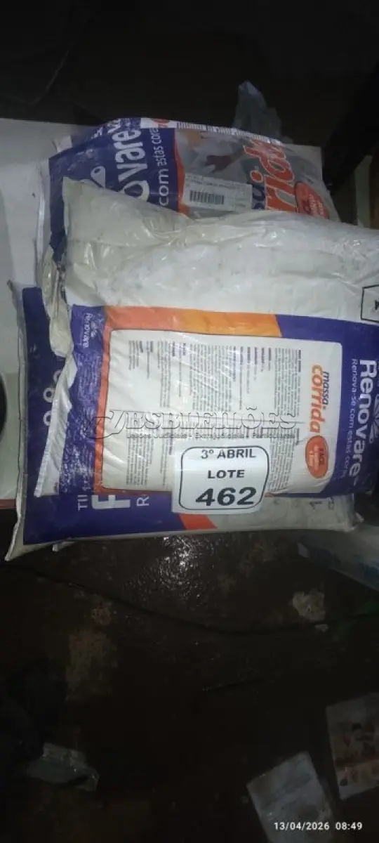 LOTE 462 - 05 SACOS DE MASSA CORRIDA DE 15 KG CADA MARCA RENOVARE. (NO ESTADO) ATENÇÃO! FAZER A VISITAÇÃO ANTES DE ARREMATAR, NÃO SABEMOS SE FUNCIONA, LEILÃO NÃO TEM GARANTIA E NEM DEVOLUÇÃO, SUJEITO A POSSÍVEIS AVARIAS VISÍVEIS/OCULTAS E/OU AUSÊNCIA DE COMPONENTES.