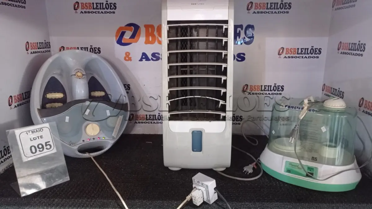 LOTE 095 - 01 HUMIDIFICADOR 220V MARCA ELECTROLUX, 01 UMIDIFICADOR E 01 MÁQUINA PARA MASSAGEAR PÉS. (NO ESTADO) ATENÇÃO! FAZER A VISITAÇÃO ANTES DE ARREMATAR, NÃO SABEMOS SE FUNCIONA, LEILÃO NÃO TEM GARANTIA E NEM DEVOLUÇÃO, SUJEITO A POSSÍVEIS AVARIAS VISÍVEIS/OCULTAS E/OU AUSÊNCIA DE COMPONENTES.