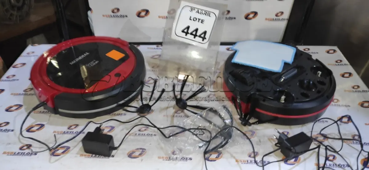 LOTE 444 - 02 ASPIRADORES ROBÔS MARCA MONDIAL. (NO ESTADO) ATENÇÃO! FAZER A VISITAÇÃO ANTES DE ARREMATAR, NÃO SABEMOS SE FUNCIONA, LEILÃO NÃO TEM GARANTIA E NEM DEVOLUÇÃO, SUJEITO A POSSÍVEIS AVARIAS VISÍVEIS/OCULTAS E/OU AUSÊNCIA DE COMPONENTES.