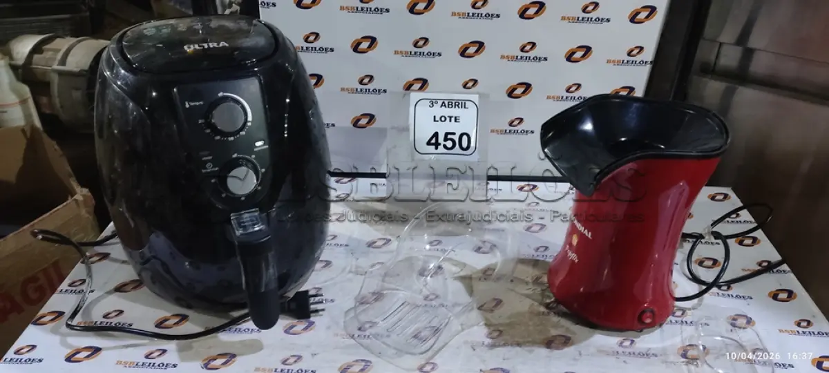 LOTE 450 - 01 AIR FRAYER MARCA MONDIAL E 01 PIPOQUEIRA MARCA MONDIAL. (NO ESTADO) ATENÇÃO! FAZER A VISITAÇÃO ANTES DE ARREMATAR, NÃO SABEMOS SE FUNCIONA, LEILÃO NÃO TEM GARANTIA E NEM DEVOLUÇÃO, SUJEITO A POSSÍVEIS AVARIAS VISÍVEIS/OCULTAS E/OU AUSÊNCIA DE COMPONENTES.