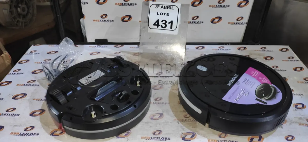 LOTE 431 - 02 ASPIRADORES ROBÔS MARCA MONDIAL. (NO ESTADO) ATENÇÃO! FAZER A VISITAÇÃO ANTES DE ARREMATAR, NÃO SABEMOS SE FUNCIONA, LEILÃO NÃO TEM GARANTIA E NEM DEVOLUÇÃO, SUJEITO A POSSÍVEIS AVARIAS VISÍVEIS/OCULTAS E/OU AUSÊNCIA DE COMPONENTES.