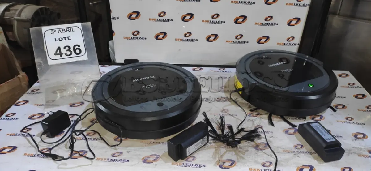 LOTE 436 - 02 ASPIRADORES ROBÔS MARCA MONDIAL. (NO ESTADO) ATENÇÃO! FAZER A VISITAÇÃO ANTES DE ARREMATAR, NÃO SABEMOS SE FUNCIONA, LEILÃO NÃO TEM GARANTIA E NEM DEVOLUÇÃO, SUJEITO A POSSÍVEIS AVARIAS VISÍVEIS/OCULTAS E/OU AUSÊNCIA DE COMPONENTES.