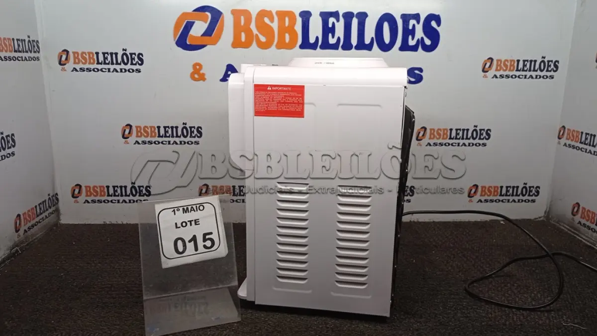 LOTE 015 - 01 PURIFICADOR DE ÁGUA MARCA PHILCO. (NO ESTADO) ATENÇÃO! FAZER A VISITAÇÃO ANTES DE ARREMATAR, NÃO SABEMOS SE FUNCIONA, LEILÃO NÃO TEM GARANTIA E NEM DEVOLUÇÃO, SUJEITO A POSSÍVEIS AVARIAS VISÍVEIS/OCULTAS E/OU AUSÊNCIA DE COMPONENTES.